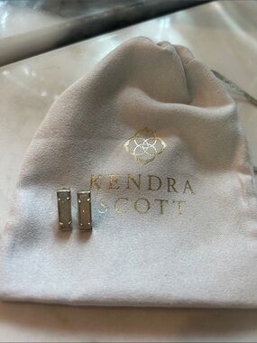 Kendra Scott Gold Iridescent Druzy Bar Stud Earrings